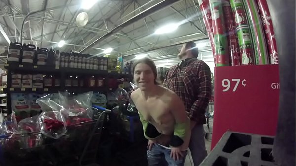 Un quickie dans le supermarché