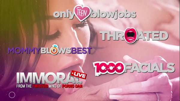 Tinilány apjának nyálas szopást ad a konyhában