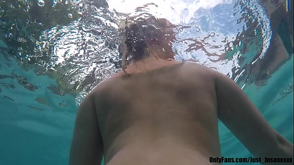 Justin Sane Fucking Pornstar Bailey Brooke in the Pool. He Fills her Pussy with Hot Cum and lets it Drip out in the Water