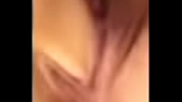 Working my big pussy thinking about a big cock stretching it Thumbnail