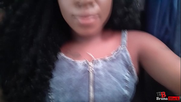 Estava brincando no ônibus de viagem - Bruna Black