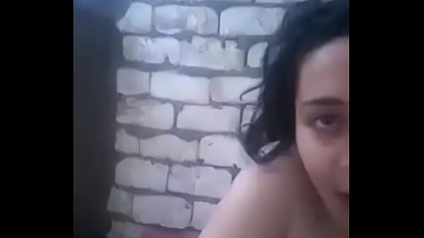 اختي نادية الهايجة