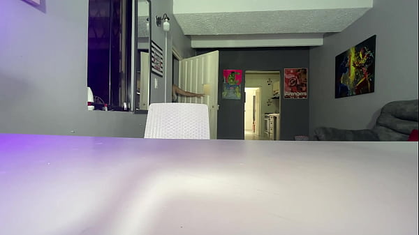 Latina curvy es follada en entrevista de trabajo – PARTE 1