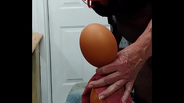 Danieladeep – Huge Anal Beads