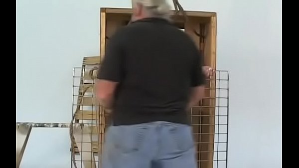 Lovely bombshell bought her first dildo