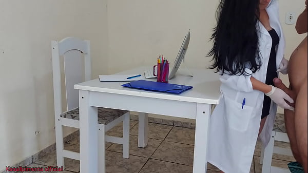 doutora jennyfer resolve problema de ereção durante exame!