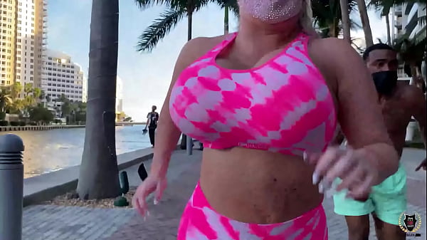 Rome Major Drills Hot Ass Hollywood's Pussy After Working Out!