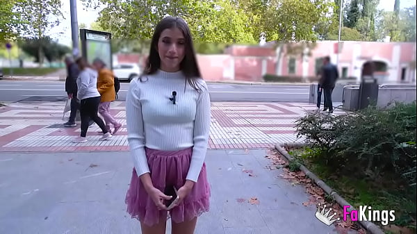 Pink pussied Latina Sofia Smith needs a good Iberian chorizo!!