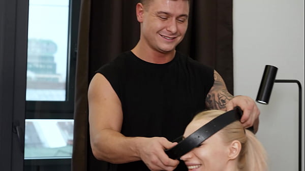 Intense Anal Exploration: Blindfolded Girl’s Wild Ride