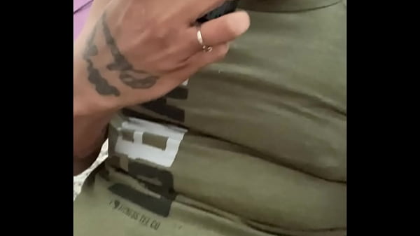 Bobbi jo88 loves to deep throat Thumbnail