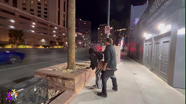 Raven and Justan outside quickie Thumbnail