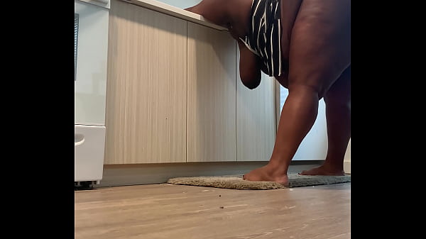 She didn’t wash the dishes so I pounded her until I cum