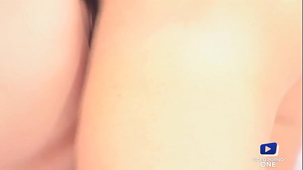 Orgie sensuelle pour fêter les retrouvailles