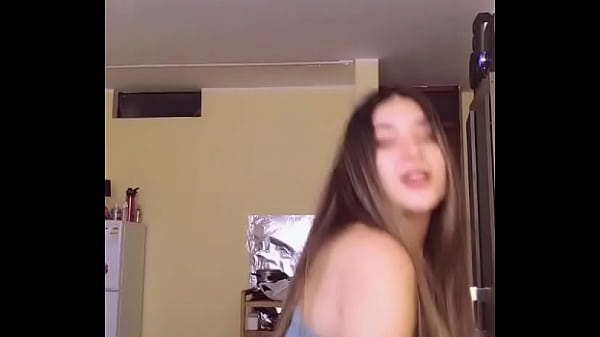 como aquela chibola latina mexe o cu
