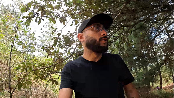 I go out to exercise with my two friends and we end up having a threesome outdoors