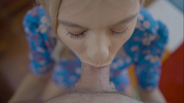 HORNY SECRETARY - SUCKING DICK AT WORK Thumbnail