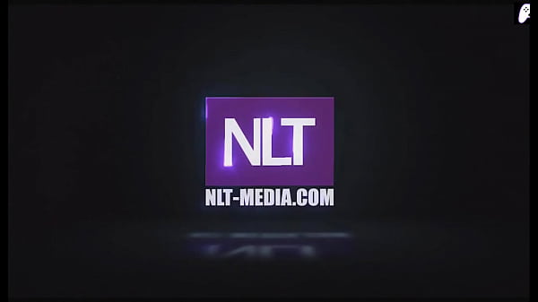 (4K) Mature woman fucks a long and throbbing penis that shoots liters of sperm inside her pussy | Hentai 3D