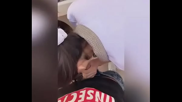 Sexo Publico con ESTUDIANTE Puta Mexicana! FOLLANDO RAPIDITO con Mi VECINA Colegiala Mexicana en la AZOTEA Mientras LAVA la ROPA, Sus Papas la Mandaron a Lavar la ROPA y Regresó BIEN COGIDA! Video Casero Real!