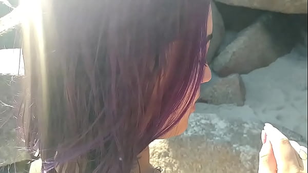 Fomos aprontar na praia com desconhecidos