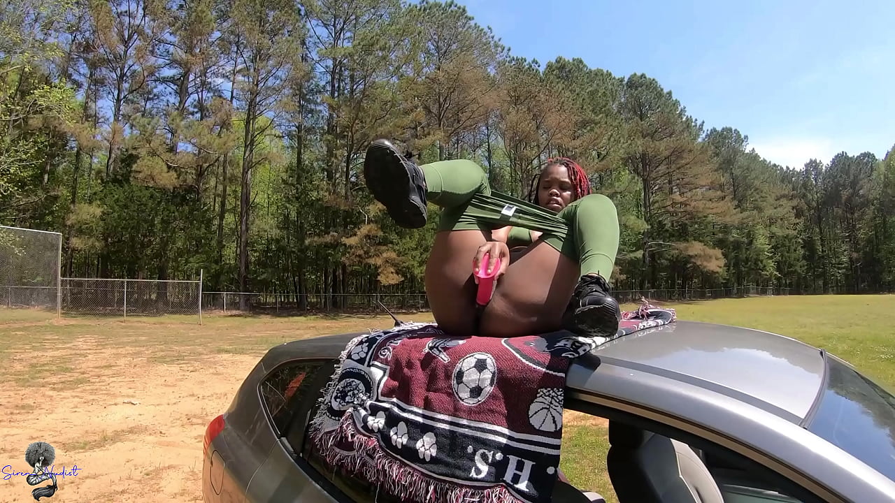 Amature Sex
 Masturbating on top of car at Park The Best Free Porn - Bigporn.me