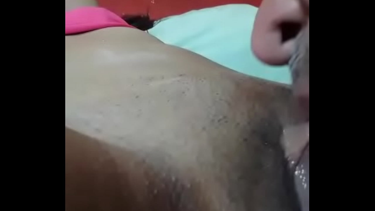 NOVINHA PEDIU  PARA TIUZAO  CHUPAR ELA ELA GOZOU GOSTOSO NA BOCA DO  COROA Top Sex Videos - Xvideos.n-hentai.info