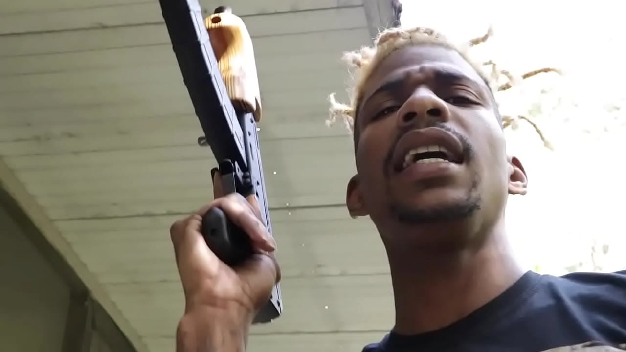 Лесбиянка оның етін ебілді