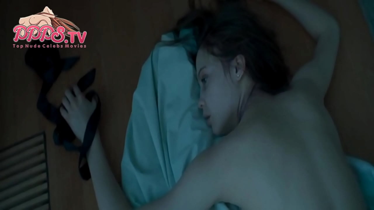 Guruh pornosidan zavqlanadigan ayollarning fotosuratlari