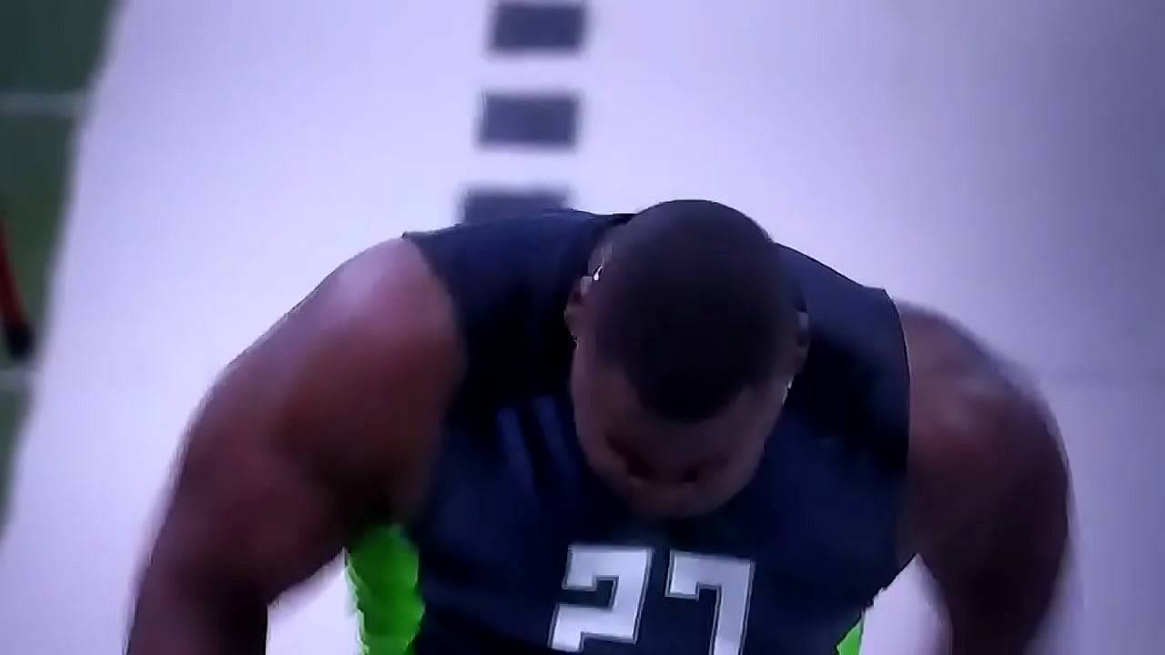 Feet
 Corredor Chris Jones NFL Top Sex Videos - Sex.imhentai.me