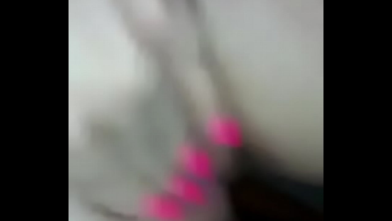 Latina masturbándose parte 2