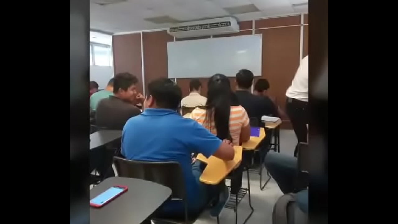 Tremenda cogida en clase del diablo Xvideos Download - Freeporn.asmhentai.net