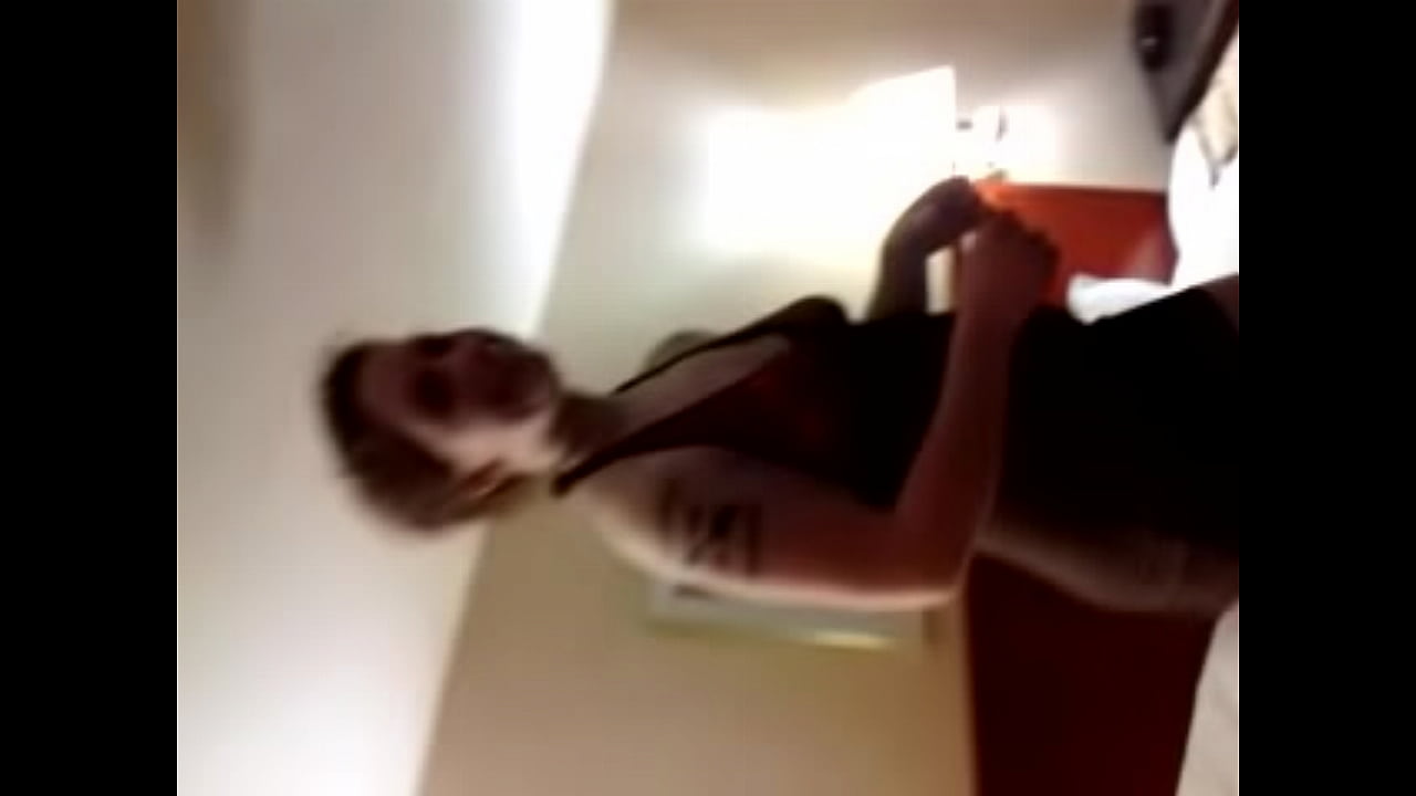 cuban whore sucking dick - PHIMSEXVIETMOI.COM