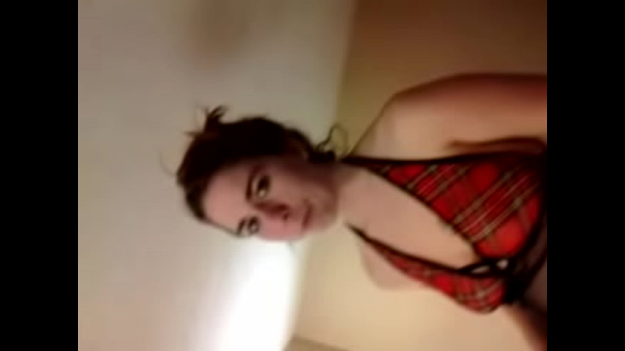 cuban whore sucking dick - PHIMSEXVIETMOI.COM