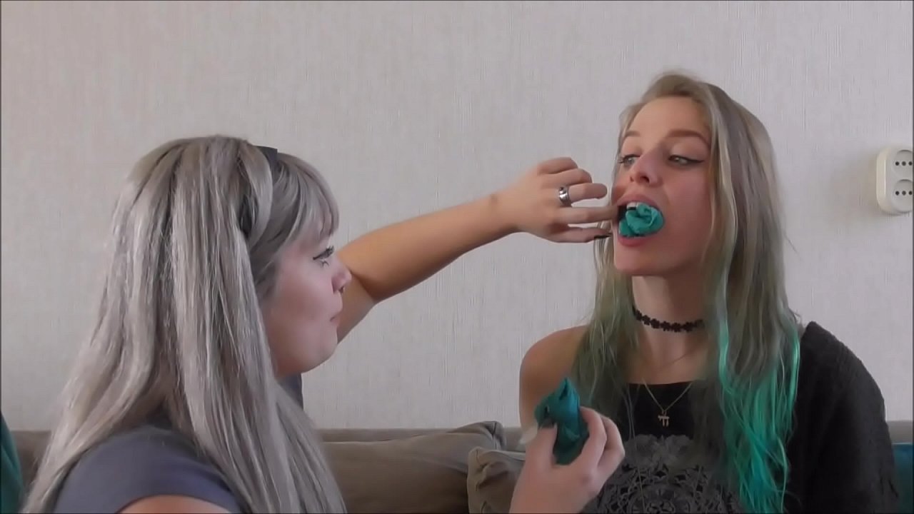 two innocent teen girls try some bondage Porn Xivdeos HD - Xxx.e-hentai.asia