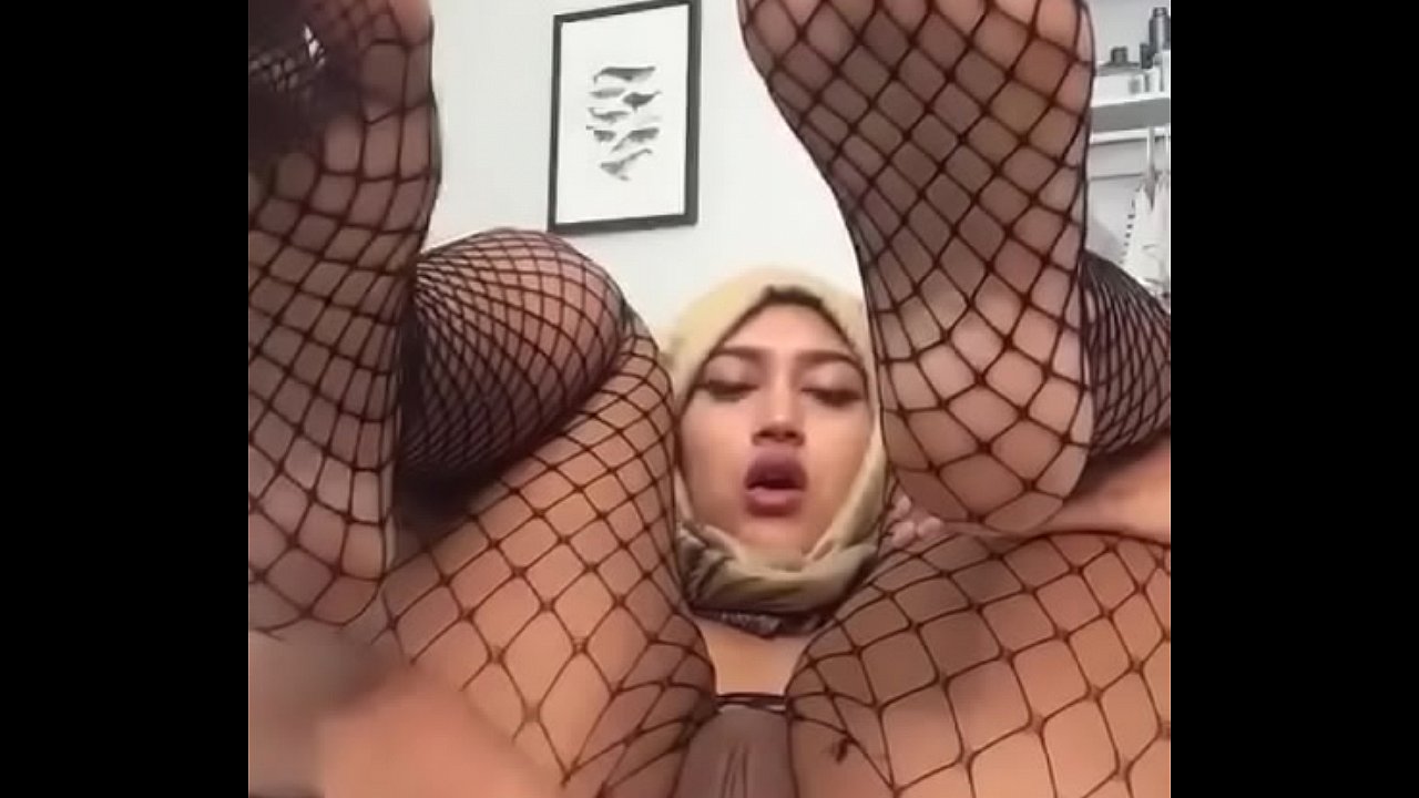 Nudist Girls ni onlayn tomosha qiling