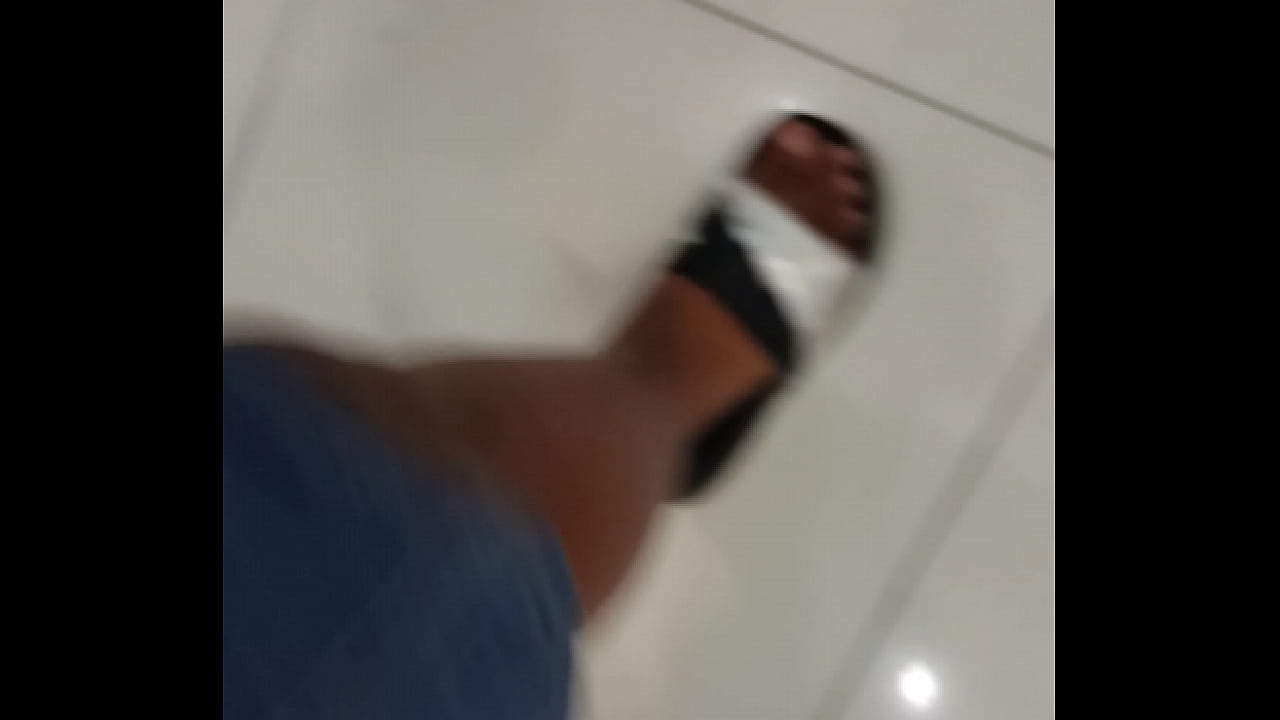 Hot pinay milf voyeur - any info about this