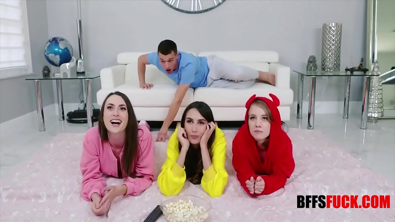 My stepBrother Fuck Me And My Teen Bestfriends On Movie Night Porn Xivdeos HD - Xxx.e-hentai.asia