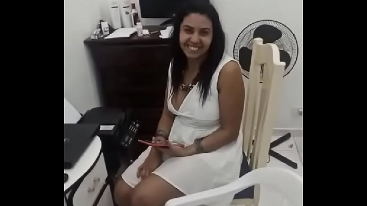 Sarah Rosa na intimidade, mostrando os peitinhos lindos Porn TV - Porn.xxhentai.net