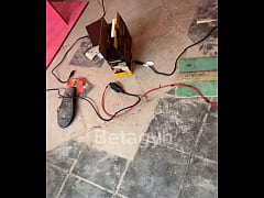  - Fodendo com o marceneiro enquanto o marido trabalha