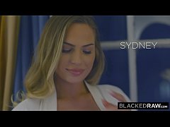  - BLACKEDRAW She was center alone for a day and this is what happened