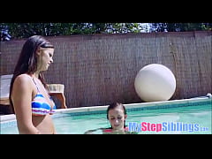  - Two Teen Girl Fuck Each Other