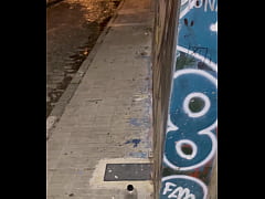  - ARGENTINA TOMANDO LECHE EN PLENAS CALLES DE BUENOS AIRES ARGENTINA