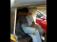  - Indian Horny bees made-out in AutoRikshaw