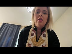  - Pespembe Amcığını Siktirirken Aldığı Darbeler ile Duygunun Doruğuna Çıkıyor