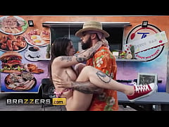  - Food Truck Serves Big Oily Ass Anna Chambers / Brazzers/ Enter XVPROMO on official site for discount