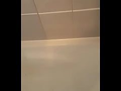  - LaCendre fait une grosse éjac chez des amis  LaCendre makes a bigload of coming in friend's house