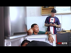  - Os técnicos arrombaram o cliente!