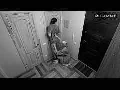  - GIRL MEET HER GUY IN THE HALLWAY