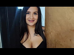  - Hermosa Latina Morena De Medellín Colombiana Tatuadora De Lindas Tetas y Hermoso Culo Se Traga Todo Mi Pene Me Hace Una Rusa Follamos y Se Llena La Cara De Semen
