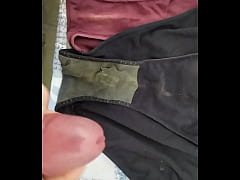  - Corrida en bragas de mi mujer 137