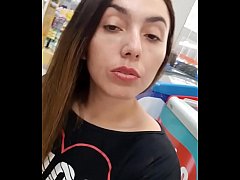  - Aventura no supermercado... me masturbando nos corredores